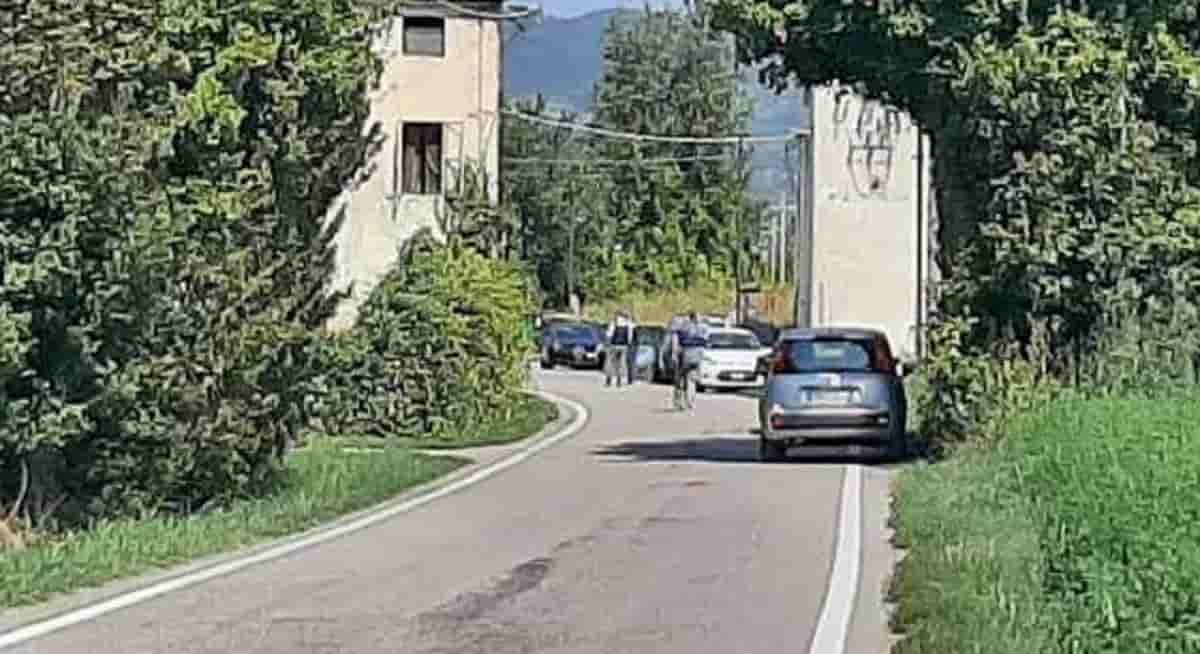 Vicenza, uccide la moglie davanti alle colleghe. Continua la caccia all'uomo. Lei lo aveva lasciato