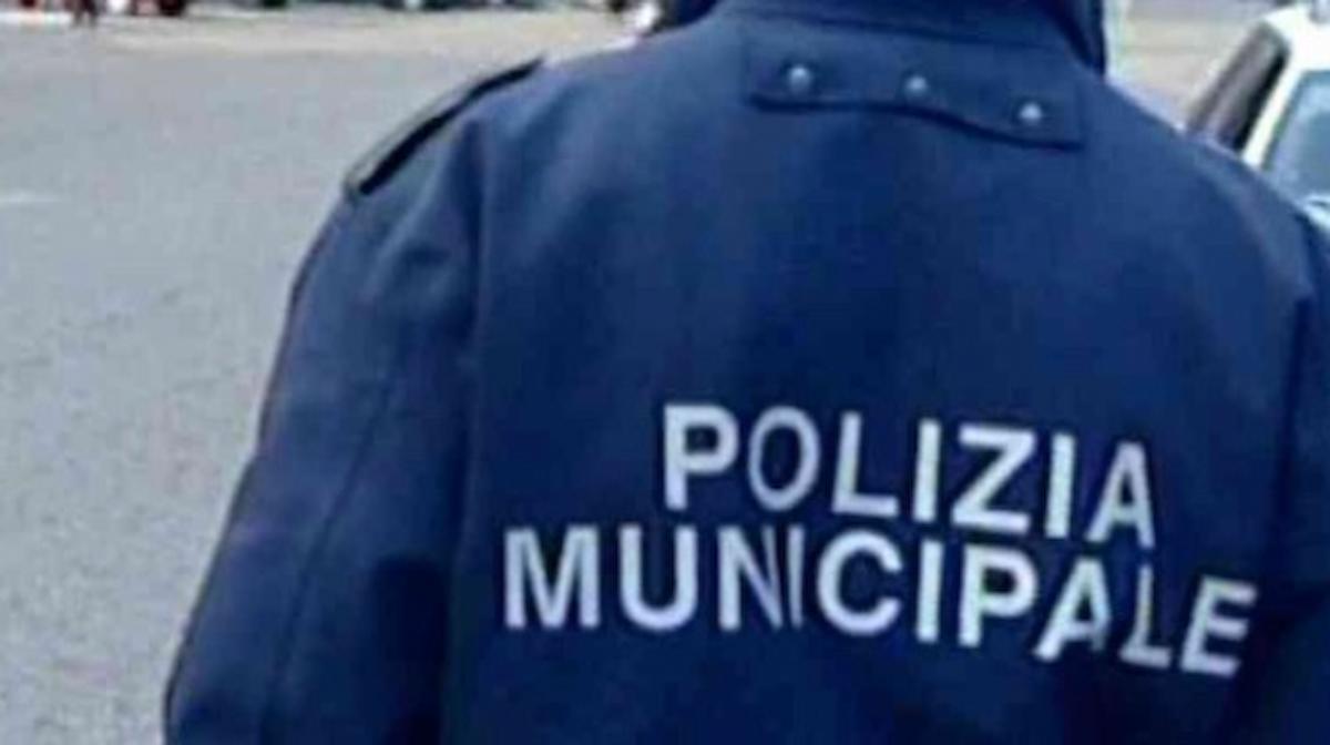 Ugo Faina è morto in un incidente stradale a Roma sul 'curvone della morte' in Via Litoranea