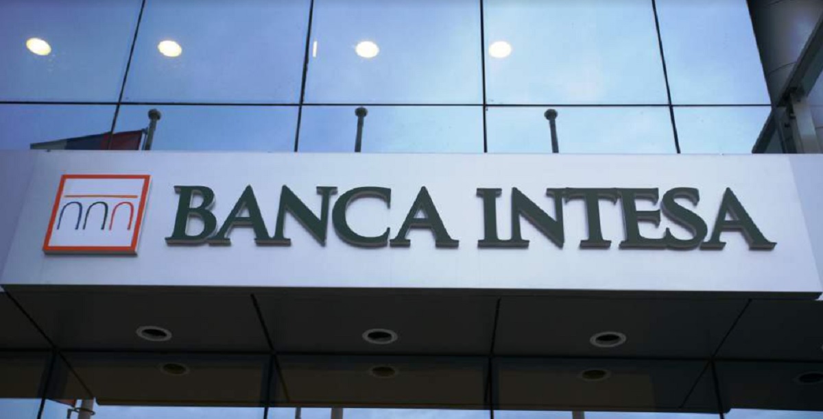 Intesa Sanpaolo assume: i requisiti, le figure ricercate e come fare domanda