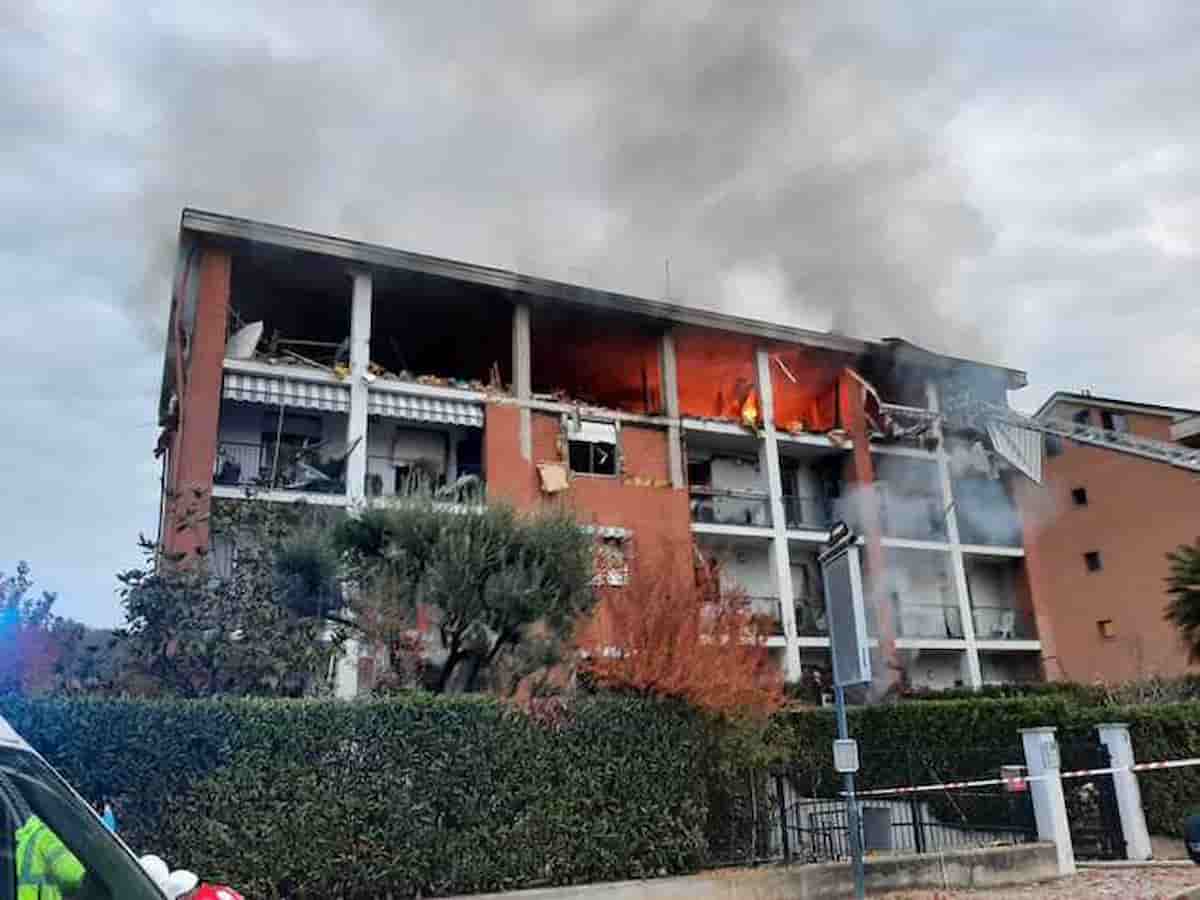 pinerolo esplosione palazzina