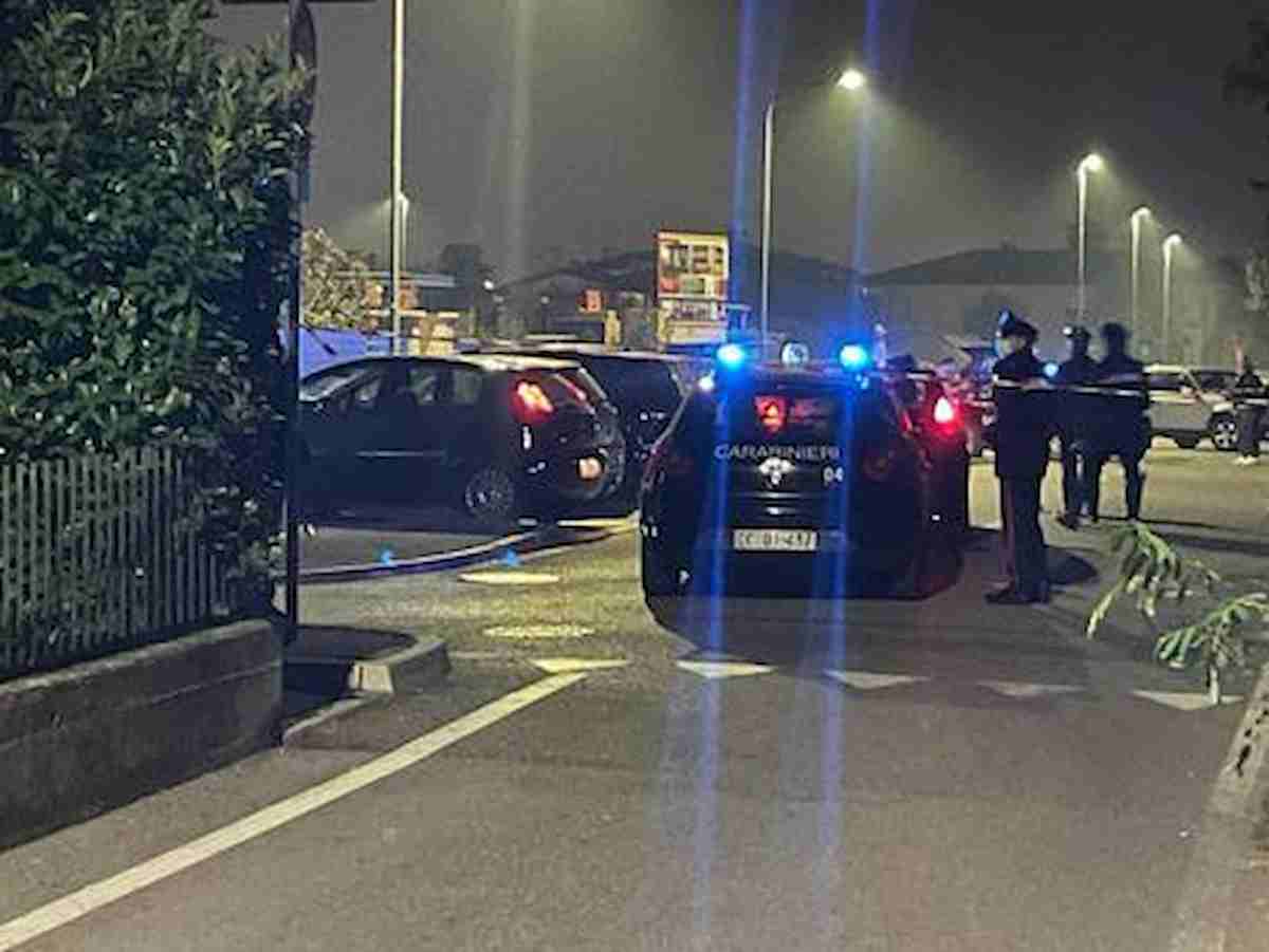 Castegnato (Brescia), Elena Casanova uccisa a martellate in strada dall'ex. Lui: "Chiamate i carabinieri"