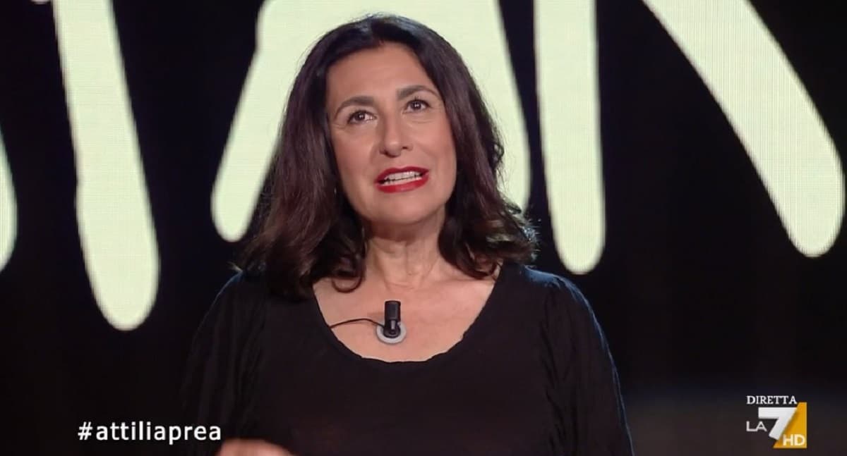 Antonella Attili chi è: dove e quando è nata, età, altezza, film, marito, figli