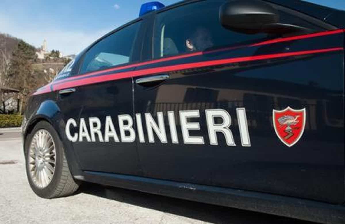 Casarano (Lecce), va in campagna e scopre il cadavere di una donna mummificato
