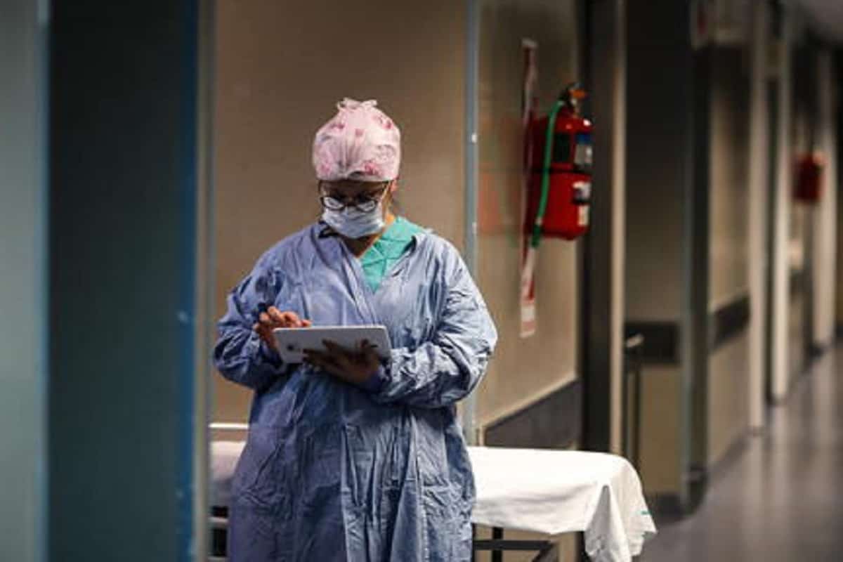 Coronavirus, il bollettino del 17 novembre: 10.172 nuovi casi e 72 morti nelle ultime 24 ore