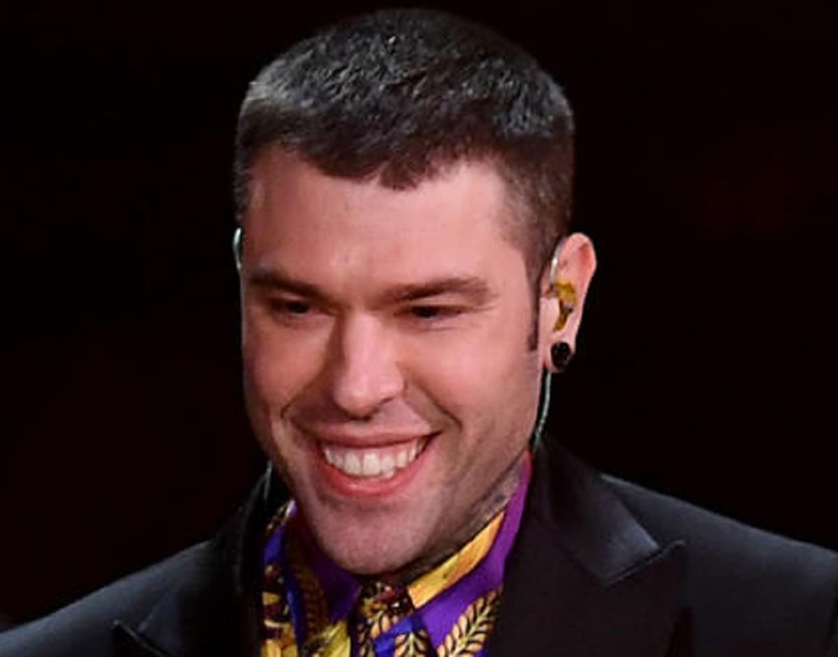 Juventus, il Codacons: ''Se accuse confermate retrocessione e revoca scudetti''. Fedez scherza: ''Tranquilli. Io non tifo''