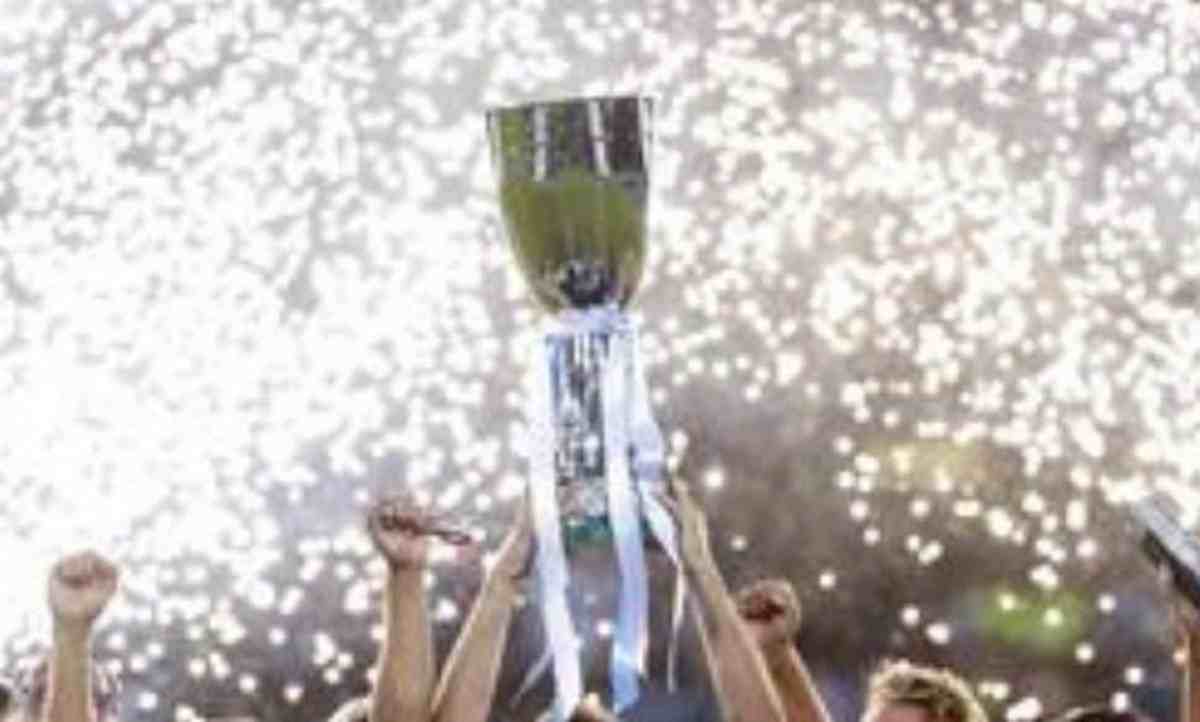 Supercoppa Inter-Juve il 12 gennaio a San Siro, tifosi bianconeri protestano: "Noi mai..."