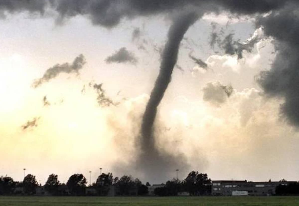 In Italia aumentano caldo, alluvioni, frane e trombe d'aria. Roma la città più colpita dagli eventi estremi