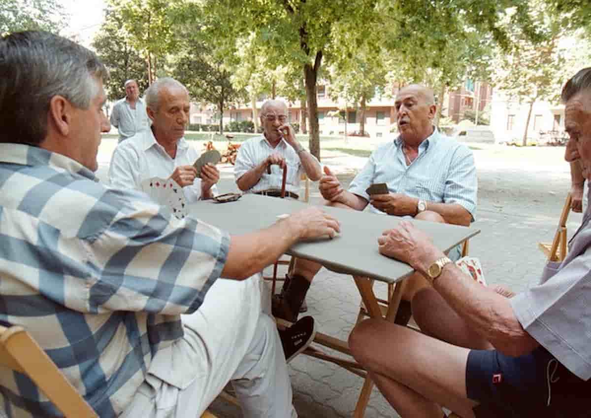 Il vaccino mi ha salvato dal covid, ma senza mascherina mio padre si infettò: un malato racconta la sua esperienza
