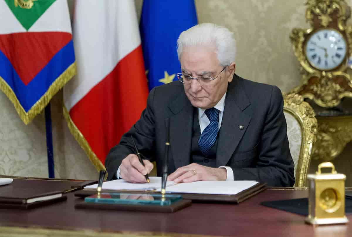 Mattarella concede la grazia a sette persone: ecco chi sono e che reati hanno commesso