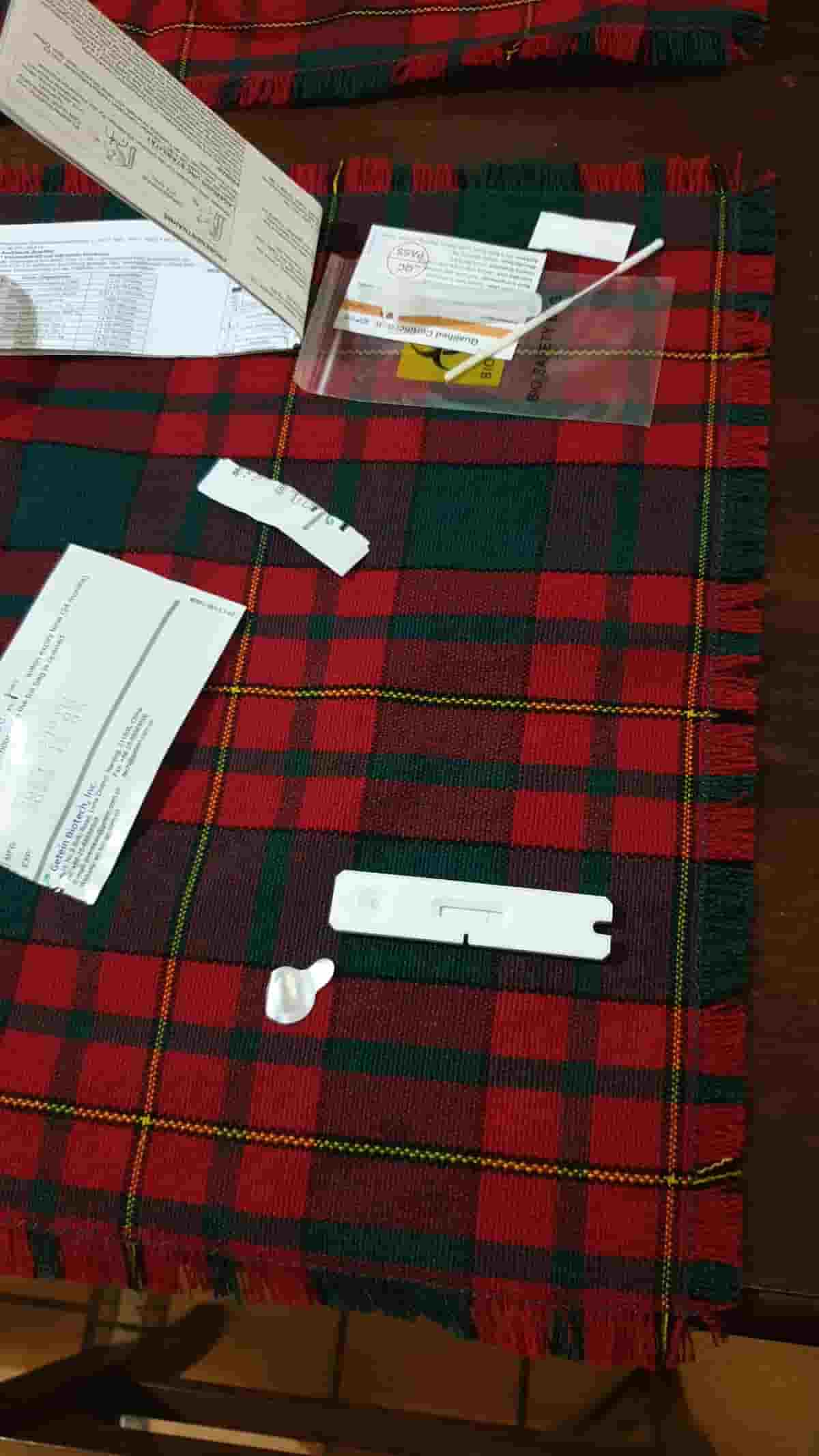 Isteria tamponi, fobia tutta nostra.:Italia bloccata, basta col panico immotivato, gli altri Paesi lo fanno