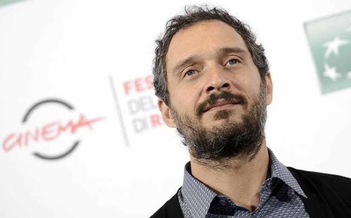 Claudio Santamaria chi è: dove e quando è nato, età, carriera, moglie Francesca Barra, figli