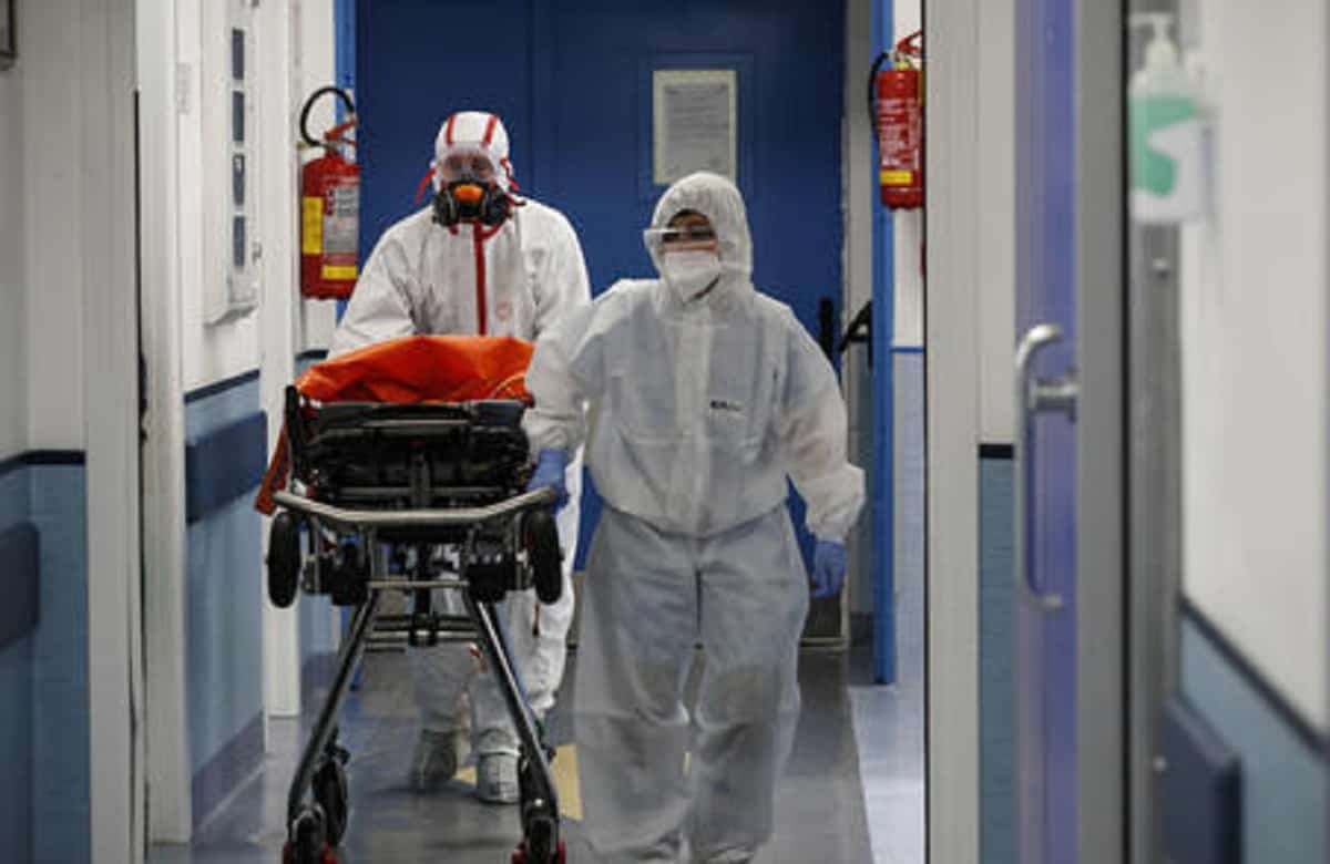 Coronavirus, il bollettino del 17 gennaio: 83.403 nuovi contagi e 287 vittime nelle ultime 24 ore