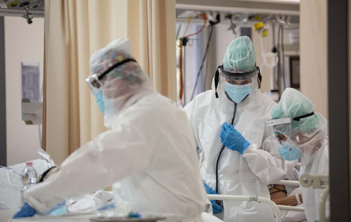 Covid, l'allarme dei pediatri: 68 bimbi sotto i 3 anni in terapia intensiva. Aumentano i ricoveri tra gli under 19