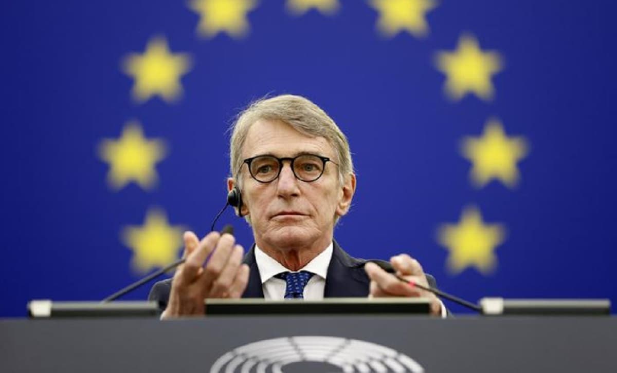 David Sassoli è morto a 65 anni, la sua vita dal Tg1 alla presidenza dell'Europarlamento