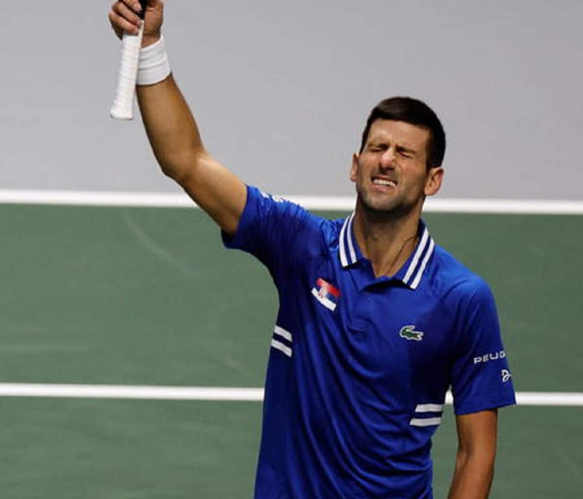 Djokovic e la trascrizione del dialogo col doganiere: "Non sono vaccinato. Ho avuto due volte il Covid"
