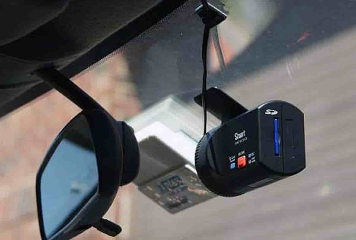 Scatola nera e alcolock obbligatori sulle auto dal 2024: ma già da luglio 2022 saranno su quelle nuove