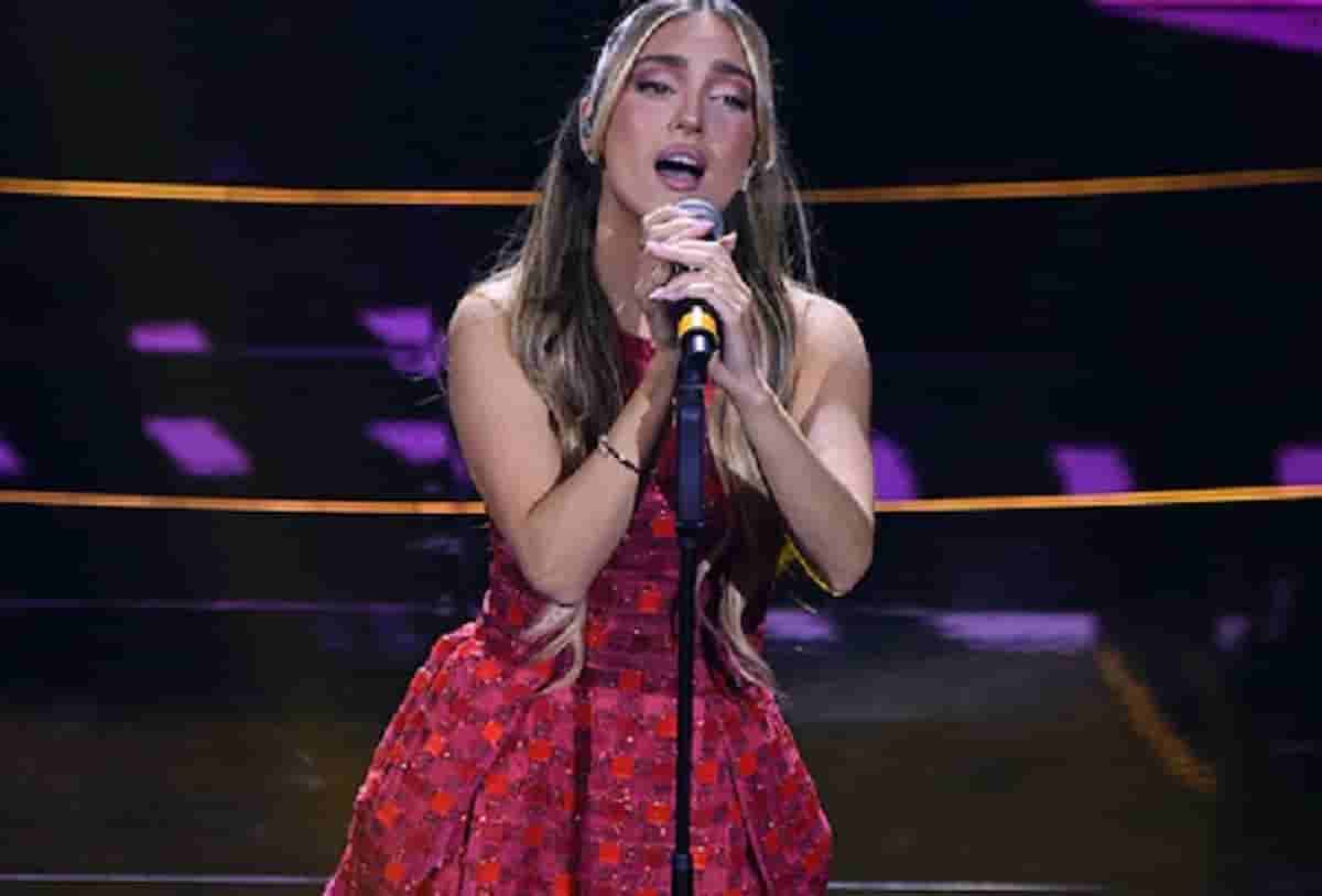 Ana Mena chi è, età, altezza, peso, fidanzato, Instagram, dove e quando è nata, che lingua parla, vita privata