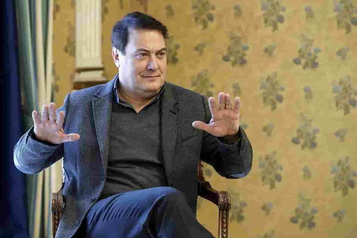 Corrado Guzzanti chi è, età, altezza, peso, moglie, figli, vita privata, sorelle, padre, personaggi