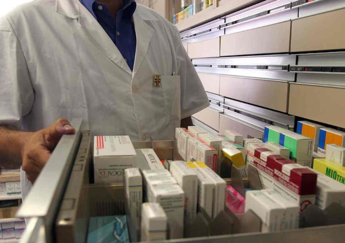 Afragola: il farmacista gli chiede il pin del bancomat, la famiglia chiama i carabinieri
