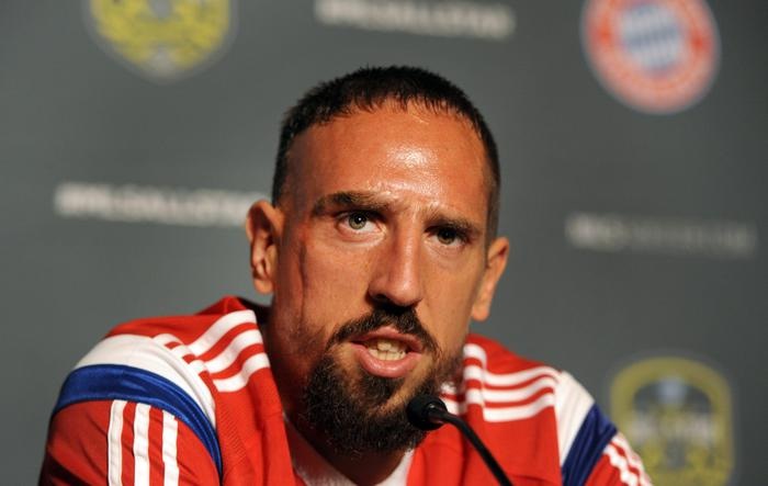 Franck Ribéry coinvolto in un incidente stradale: lieve trauma cranico per il giocatore della Salernitana