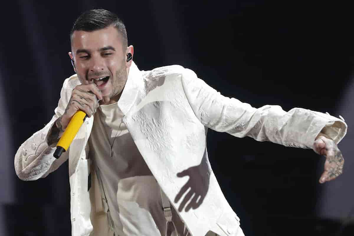 Junior Cally contro Highsnob: "Con che coraggio hai portato a Sanremo un brano scritto da me"