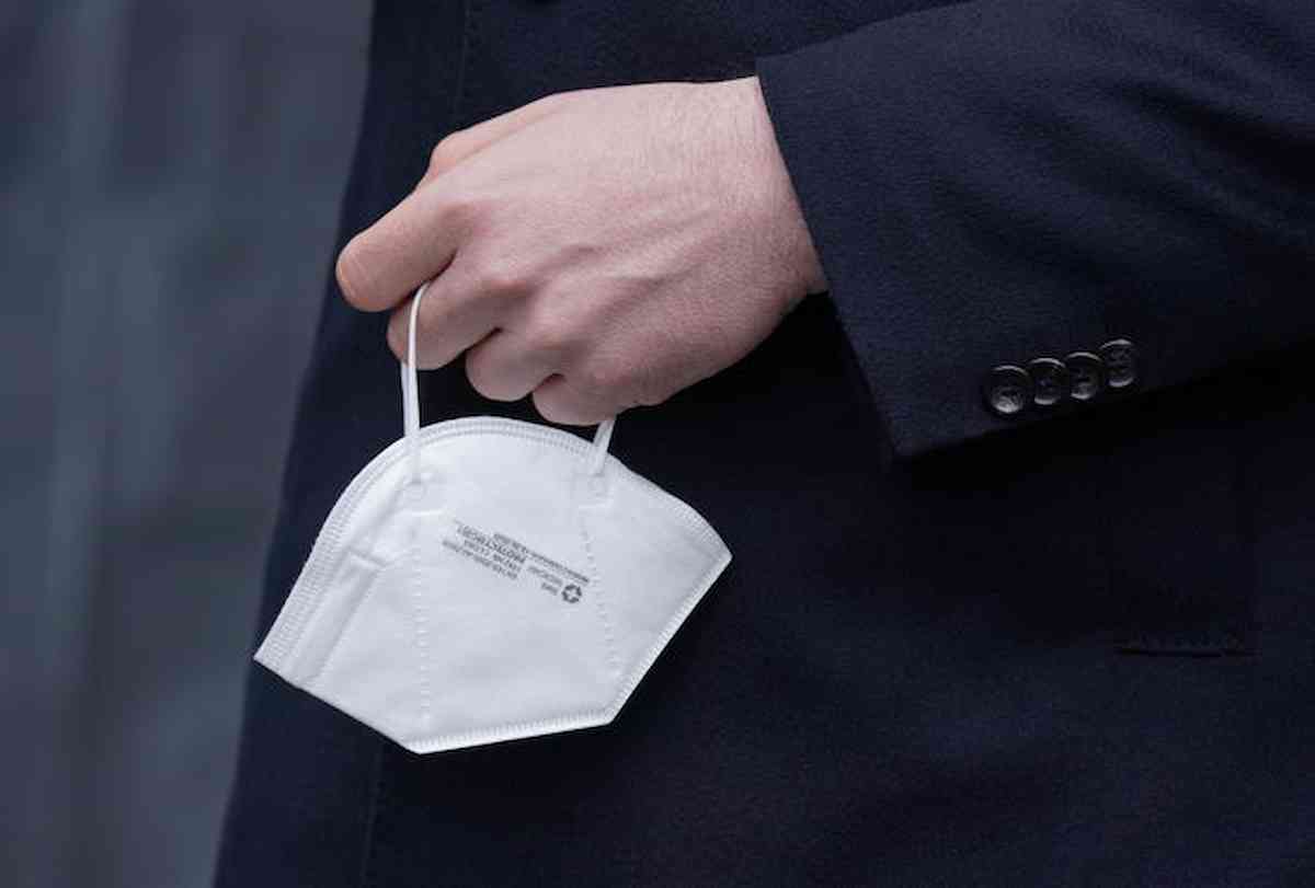 mascherina, foto ansa