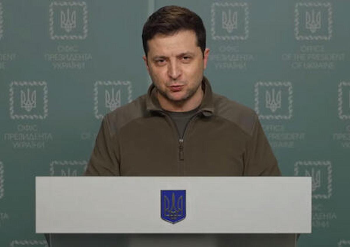 Guerra Ucraina, oltre 400 mercenari russi a Kiev per uccidere Zelensky: nella lista anche il sindaco Klitscho