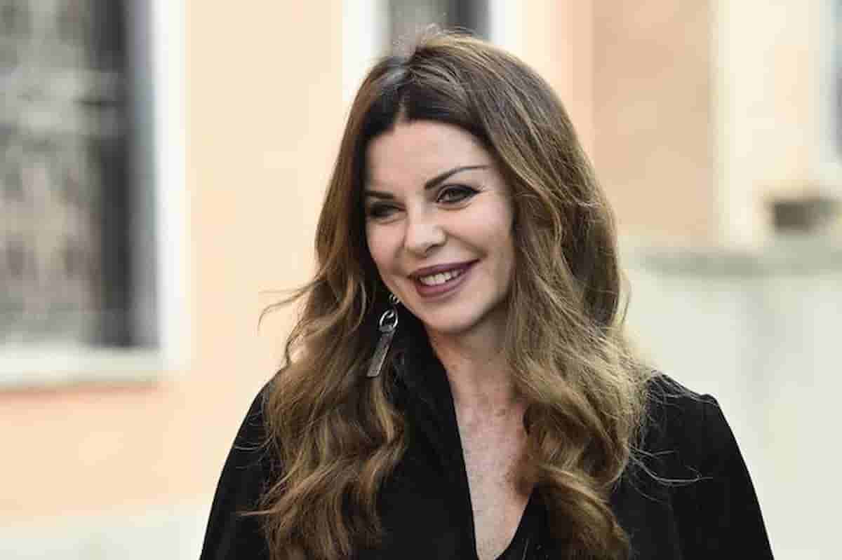 Alba Parietti chi è, età, altezza, peso, cancro, titolo di studio, fidanzato, figli, Instagram, figlia Giulia, vita privata
