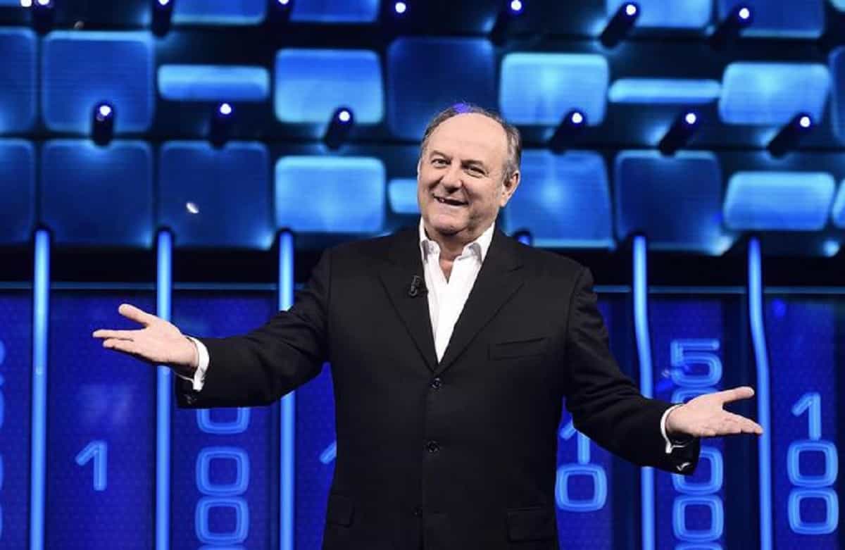 Gerry Scotti chi è: dove e quando è nato, età, ex moglie, compagna attuale, figli, vita privata, carriera