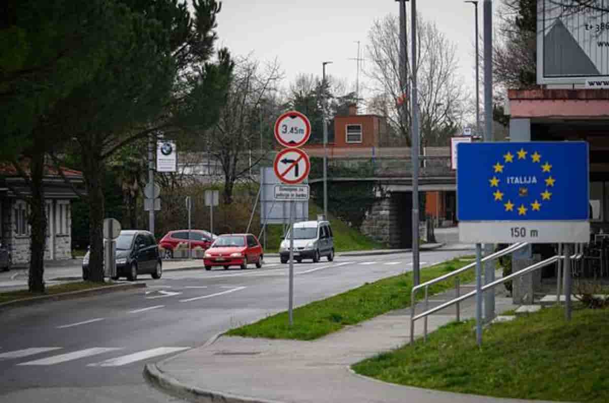 Gorizia, una "Z" sotto l'abitazione di una famiglia ucraina. La denuncia di Ettore Rosato (Italia Viva)