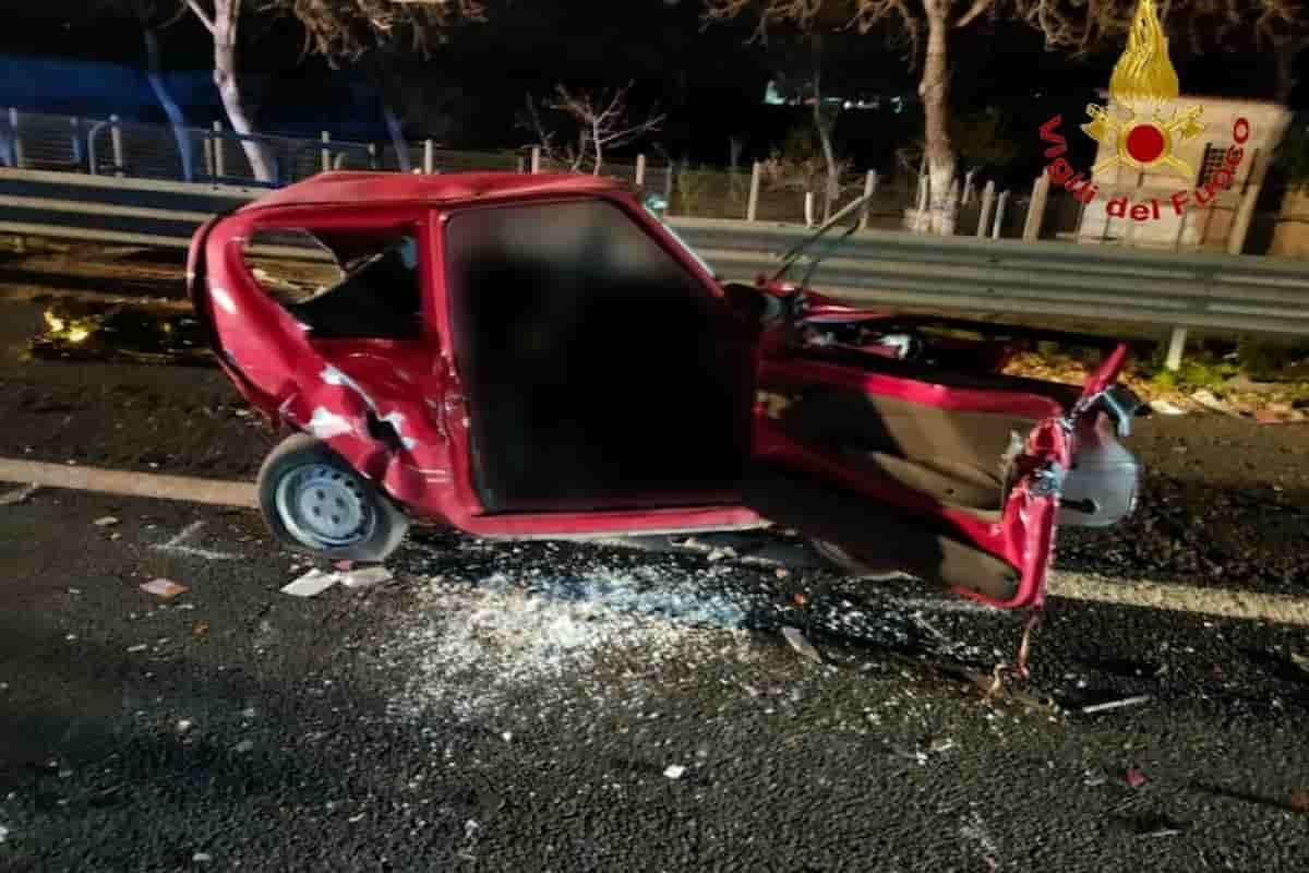 Incidente A16 Napoli-Canosa