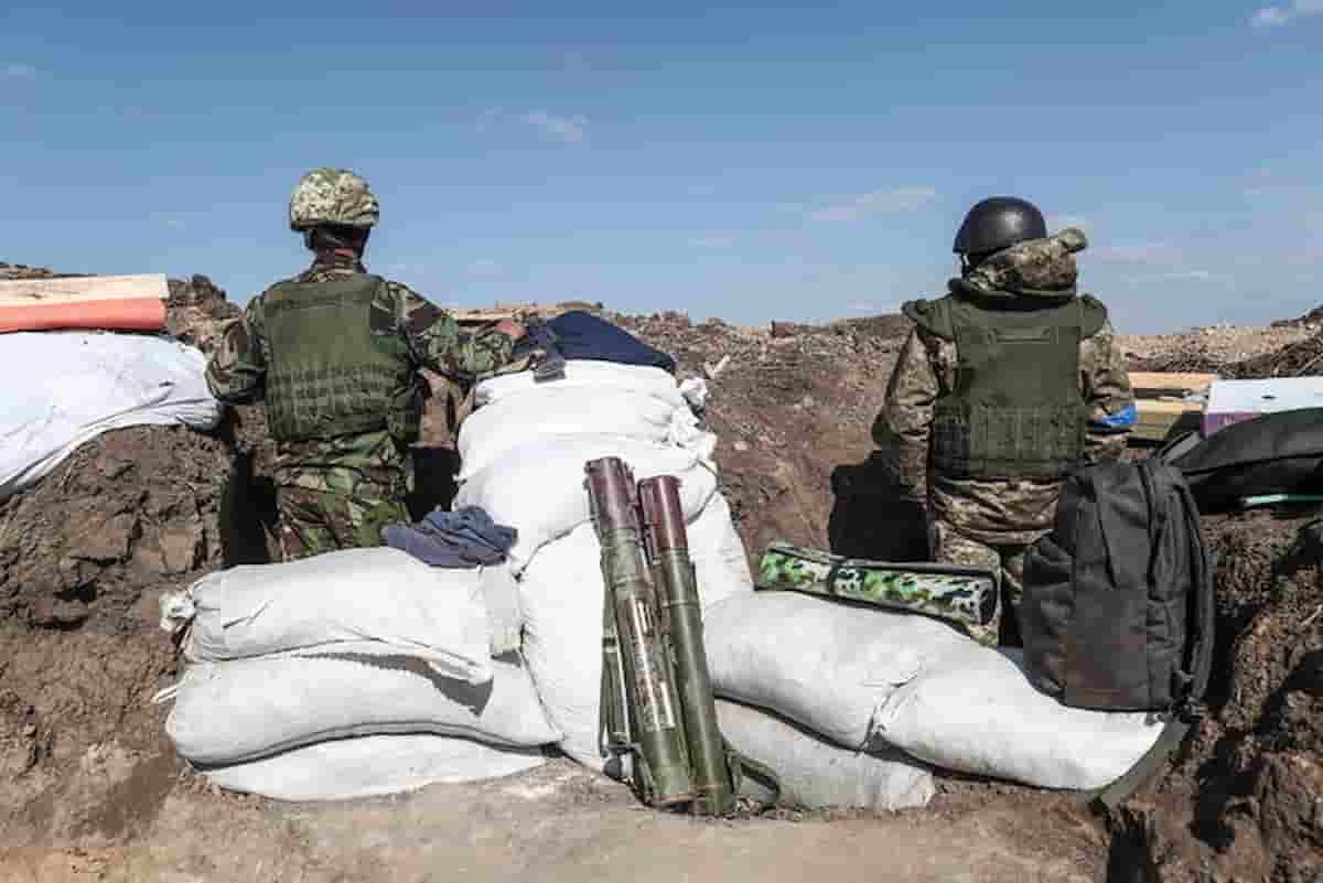 L'Ucraina respinge la Russia, fallito tentativo di sbarco a Odessa. Kiev annulla coprifuoco