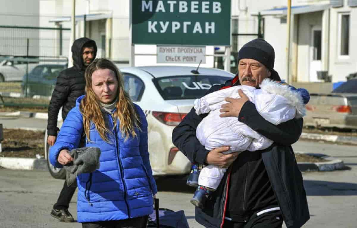 Ucraina, l'Unicef: un milione di bambini scappati in meno di due settimane. Non era mai successo prima nella storia