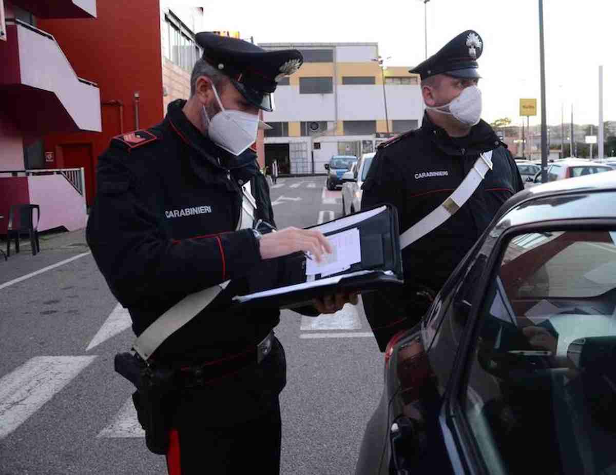 carabinieri, foto ansa