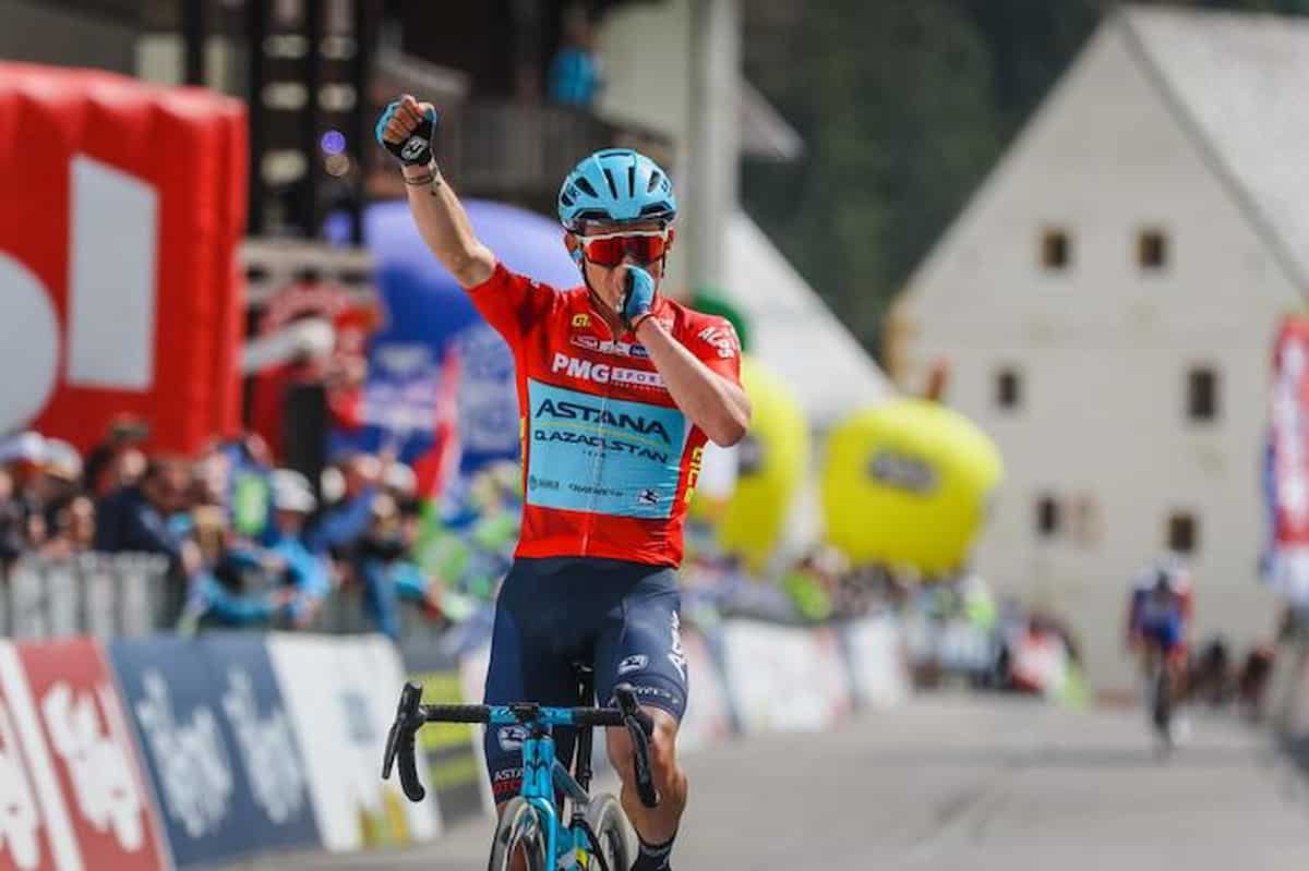Tour of the Alps, quarta tappa vinta dal colombiano Miguel Angel Lopez, Pello Bilbao sempre leader per 2”