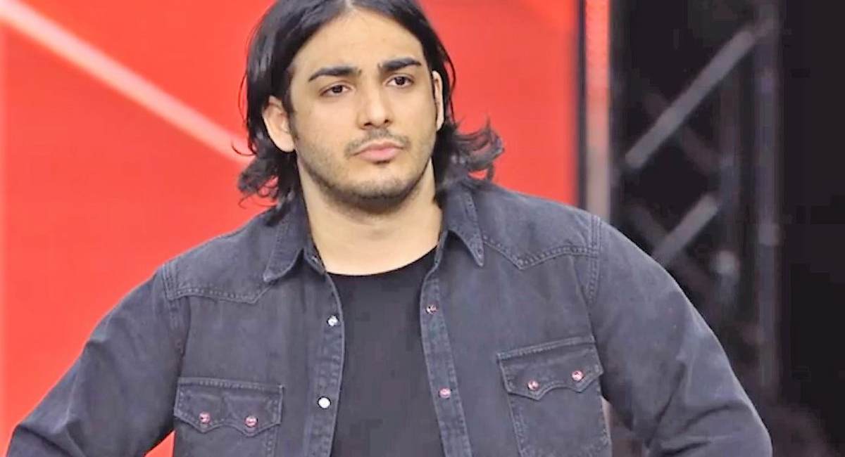 Max Angioni chi è: età, dove è nato, Zelig, Italia's Got Talent, Gesù, Lol 2, fidanzata e vita privata del comico