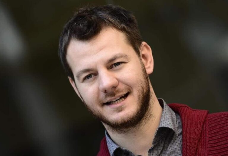 Alessandro Cattelan chi è, età, dove e quando è nato, moglie, figlie, vita privata, Instagram, dove vive, biografia e carriera