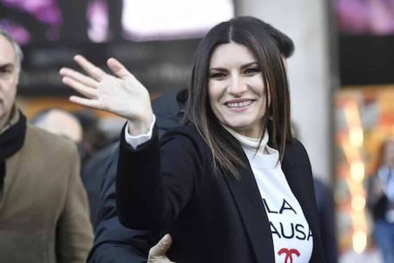 Laura Pausini chi è, età, dove e quando è nata, compagno, figlia, vita privata, Instagram, dove vive, biografia e carriera