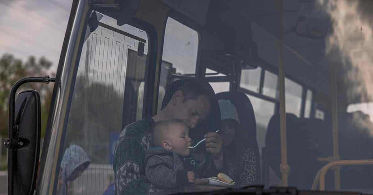 Sindaco Mariupol: "Dispersi undici bus evacuazione rifugiati, solo tre sono arrivati a destinazione"