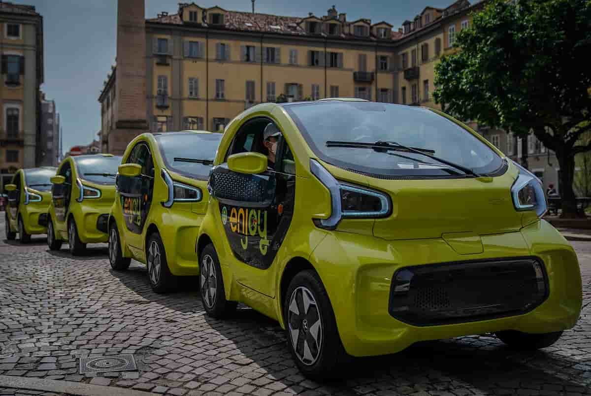 Eni: a Torino la flotta Enjoy diventa elettrica con l'arrivo di 100 city car XEV YOYO