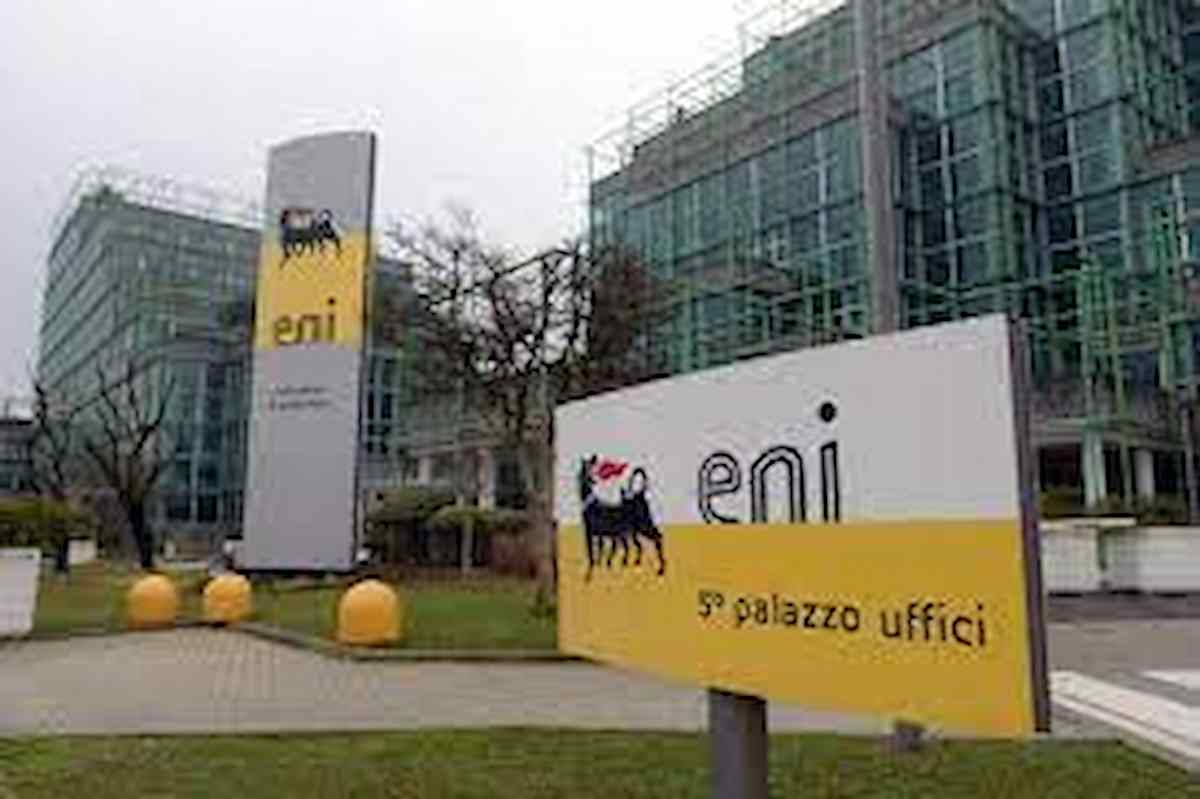 Eni apre due conti presso la Gazprom Bank: uno in euro e l'altro in rubli