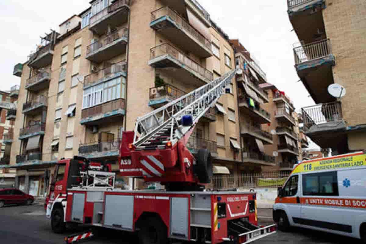 Troppe fughe di gas a Roma, 60 nell'ultimo anno: cavi e scavi mettono a rischio la città