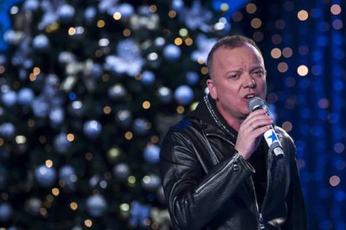 Gigi D'Alessio chi è: dove e quando è nato, età, altezza, biografia, Anna Tatangelo, moglie, figli