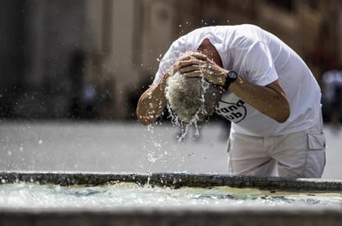 Meteo, le previsioni per i prossimi giorni. Italia divisa in due: temporali al Nord, caldo al Centro e al Sud