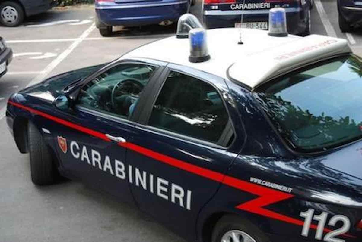 Torre del Greco (Napoli), ancora una donna aggredita con acido. Sarebbero state due donne in auto