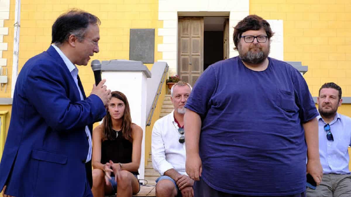 Adinolfi a Ventotene prende zero voti: "Neanche il mio cane mi ha votato"