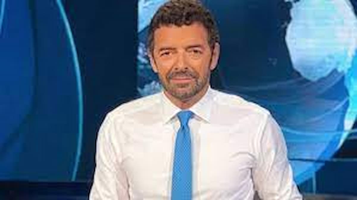 Alberto Matano sposa il compagno Riccardo: il matrimonio a giugno, officia l'amica Mara Venier