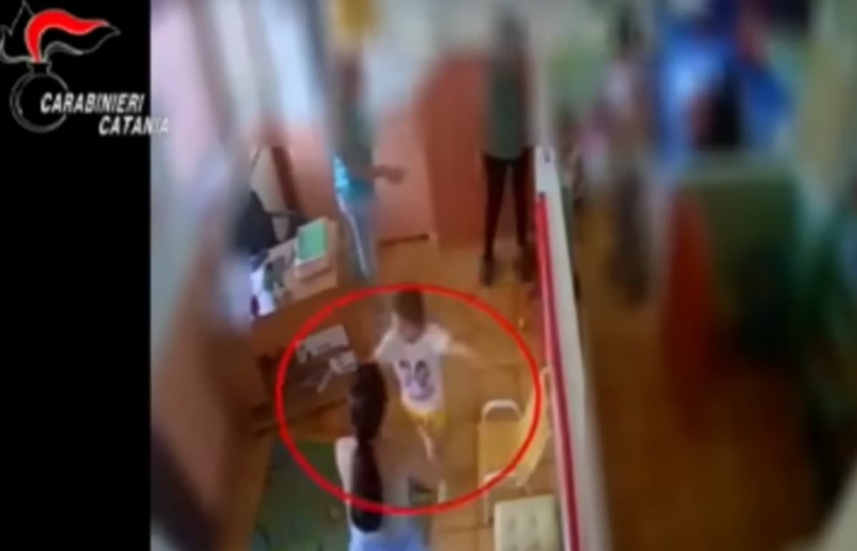 Elena Del Pozzo, non lapidiamo la madre? Padre, perdoni lei, nessun altro può