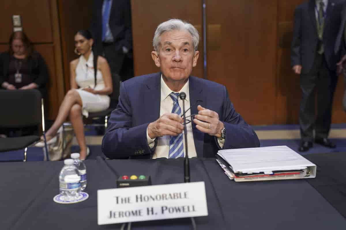 Federal Reserve, Jerome Powell: "Giusto alzare i tassi, questo è il ritmo, li abbasseremo quando scenderà l'inflazione. Recessione? Possibile"