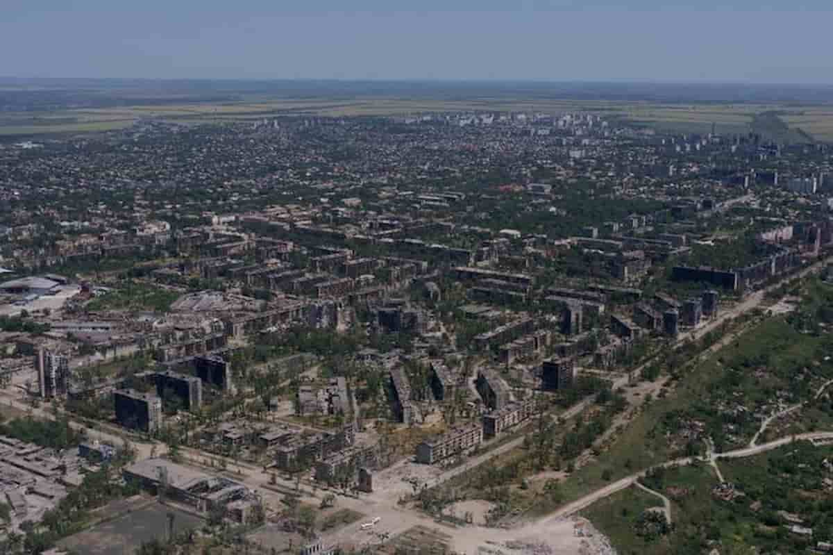 mariupol ucraina cento cadaveri